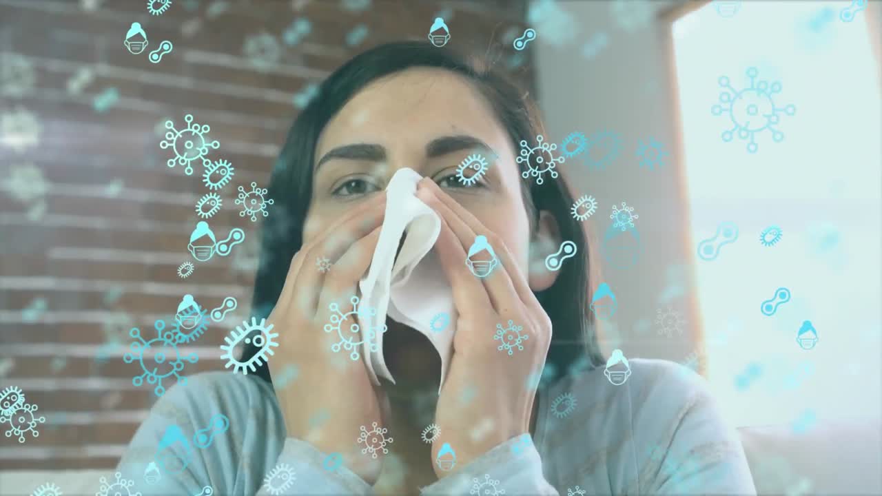 animación de las células macro covid-19 iconos flotando sobre la mujer caucásica estornudando