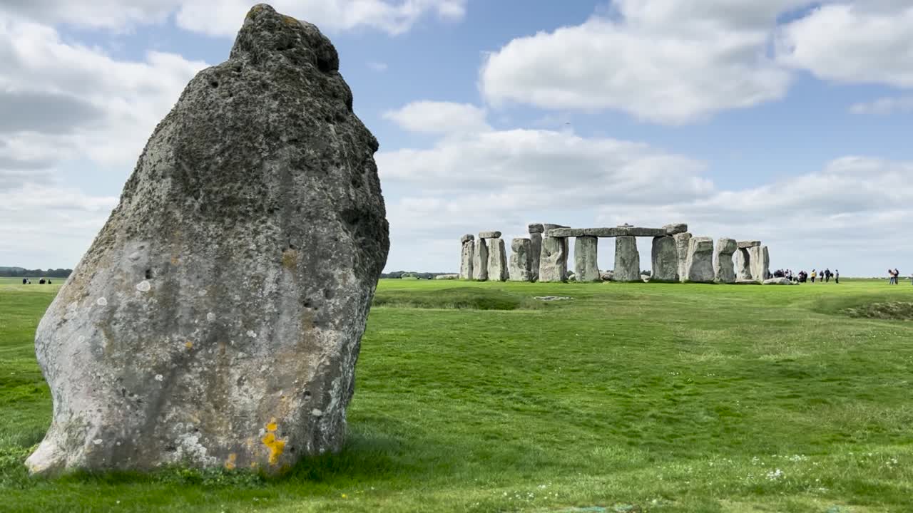 UK Stonehenge from a Distance