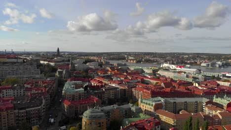 Aerial-view-of-city-of-Gothenburg-and-many-buildings-with-red-rooftops