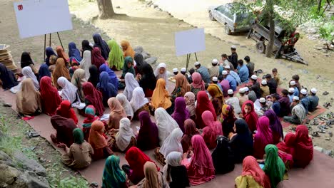 The-Struggle-of-Rural-Girls-to-Learn-Without-Desks-or-Chairs