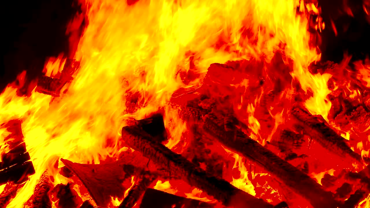 el detalle de una hoguera.