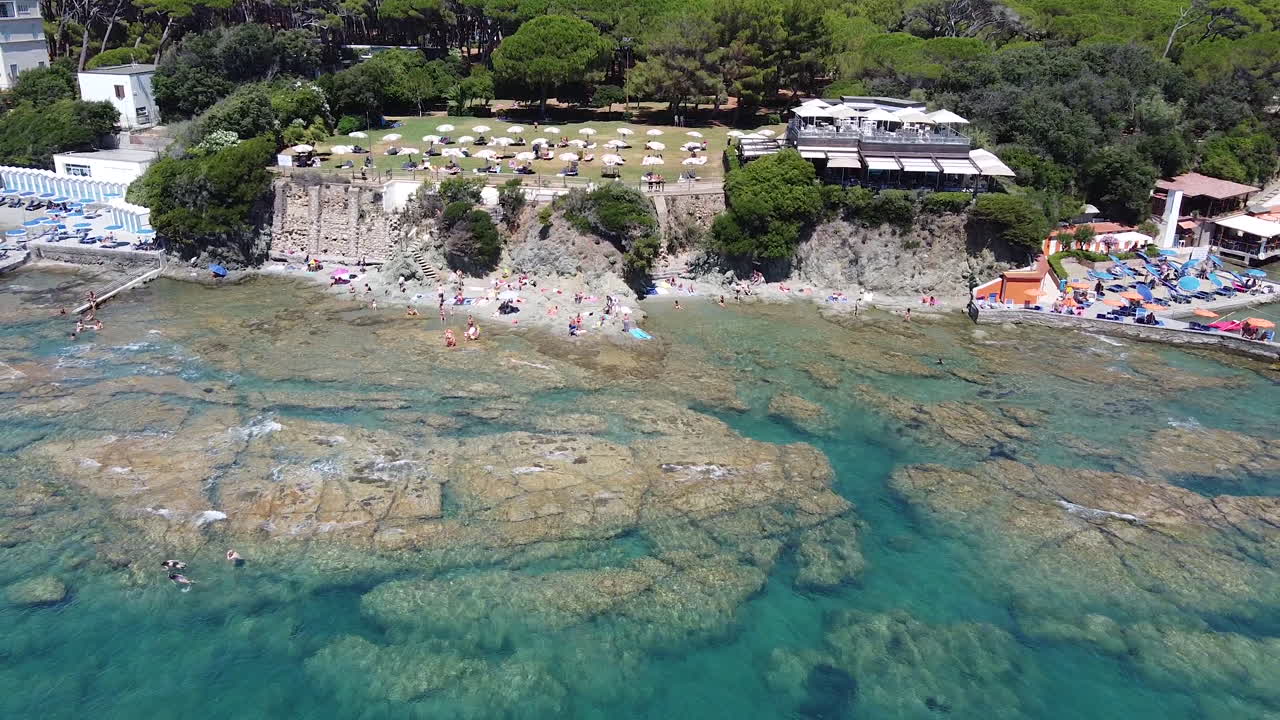 cardellino 해변, castigliocello의 축소 샷