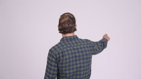 vista trasera del hombre hipster