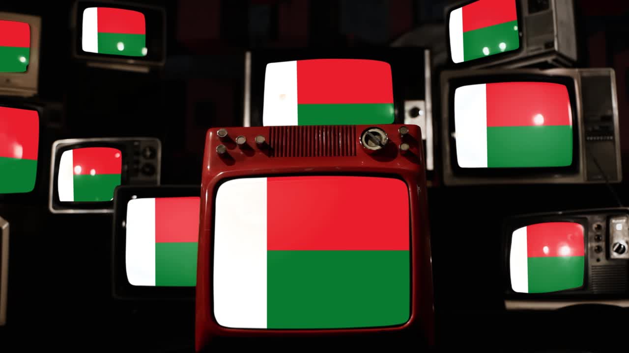 Bandiera del Madagascar e televisori vintage. Risoluzione 4K