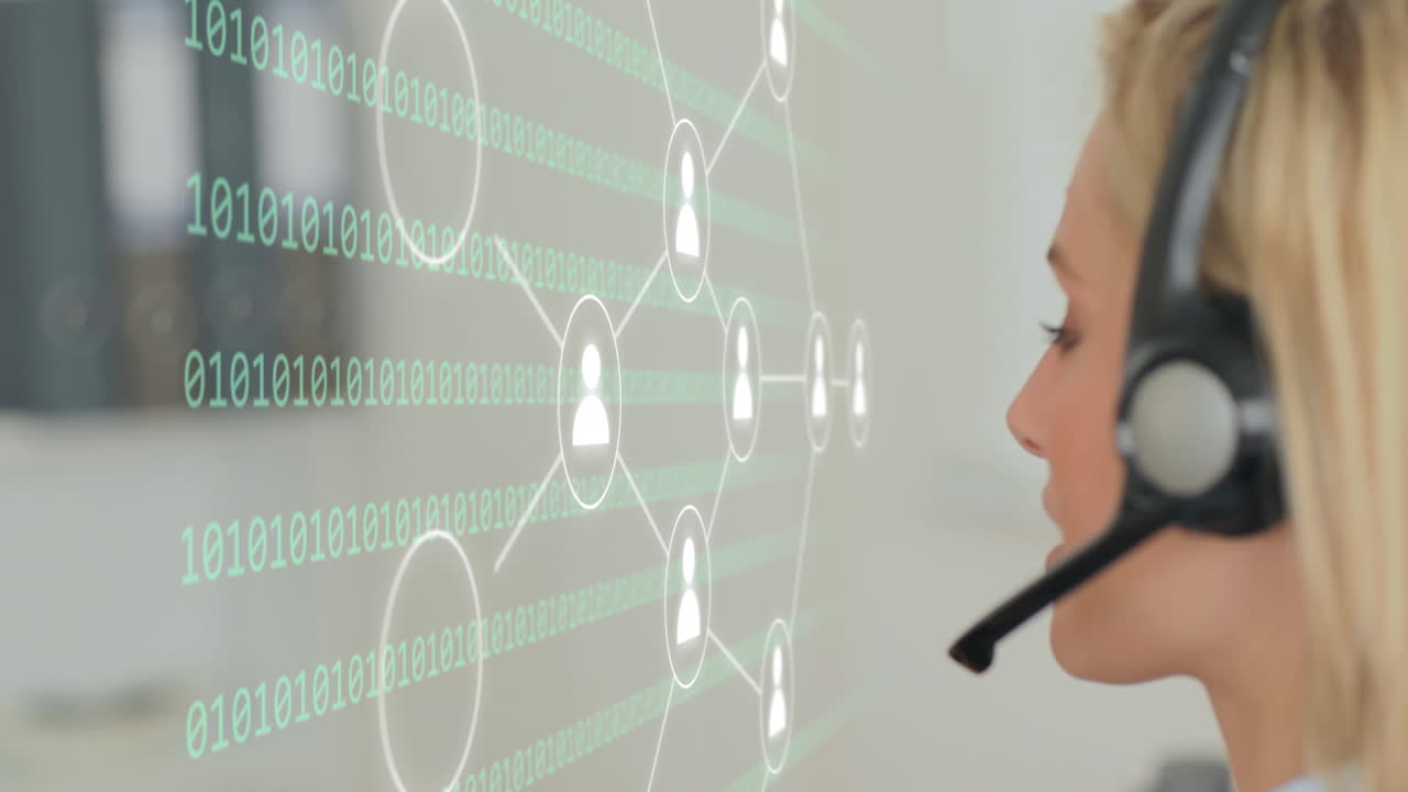 animación de una red de iconos con codificación binaria sobre una mujer de negocios caucásica.