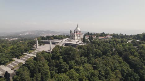 Hilltop-Sameiro-Sanctuary-surrounded-by-lush-forest,-Braga,-Portugal