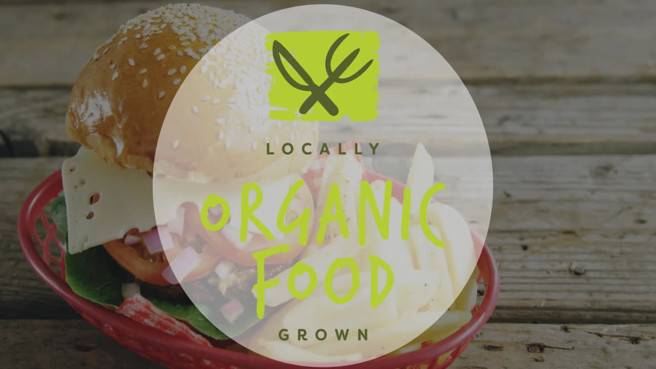 comida orgánica cultivada localmente animación sobre hamburguesa y papas fritas en mesa de madera