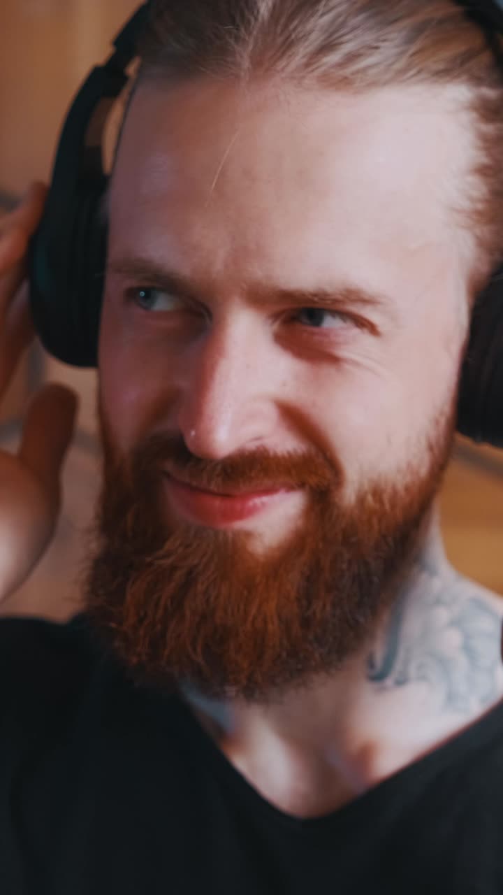 Enjoying the rhythm at a cozy cafe in the heart of the city