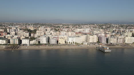 Rückzug-Aus-Der-Luft-Von-Durres-Albanien-Beach-Restaurant-Pier-Waterfront