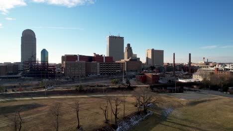 aerial-pullout-technology-area-of-winston-salem-downtown-skyline,-winston-salem-nc,-north-carolina