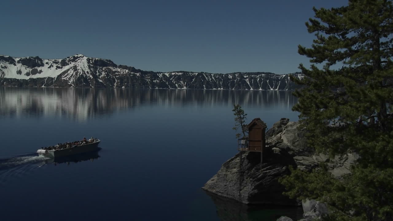 Le splendide sponde del Lago Crater, Oregon 2