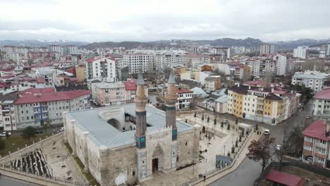 Historische-Madrasa-In-Sivas