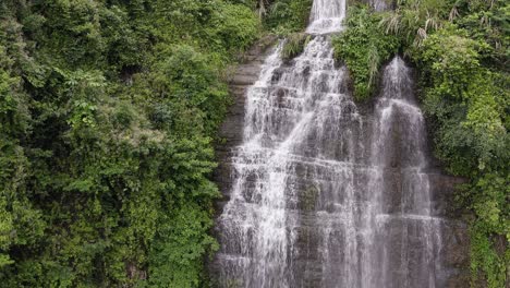 Pubutang-Waterfall-in-Yangshuo-karst-mountains,-4K-aerial-Chinese-landscape