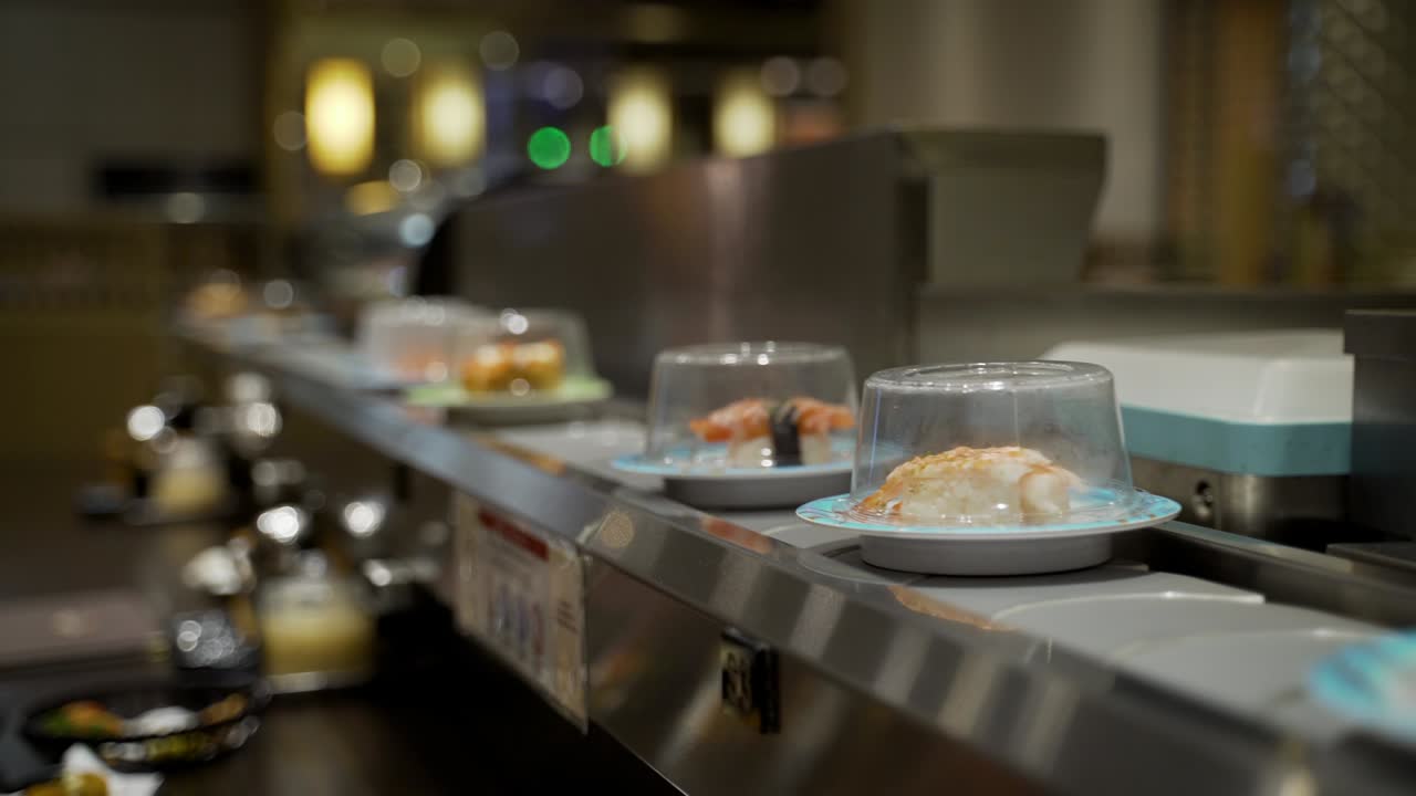 일본 수시와 코비어 벨트의 음식