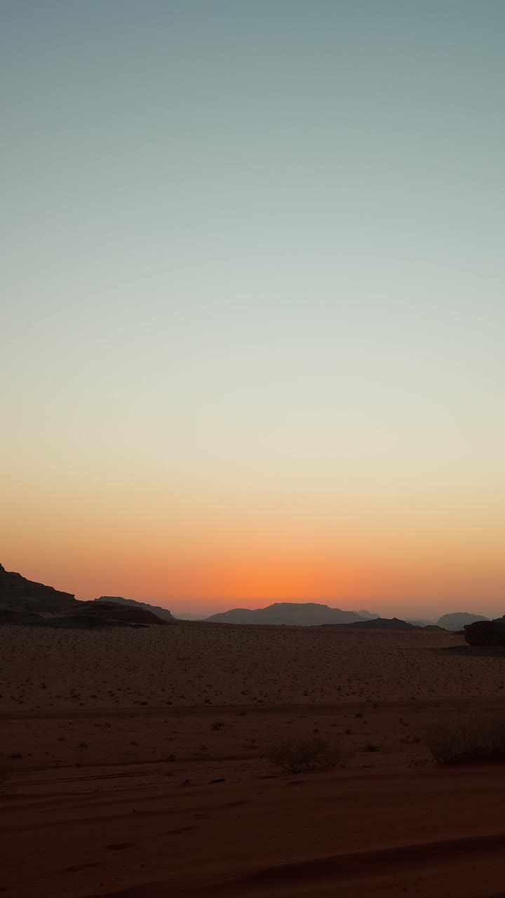 Vertical Timelapse, Wadi Rum Desert Wilderness At Sunset, Southern Jordan