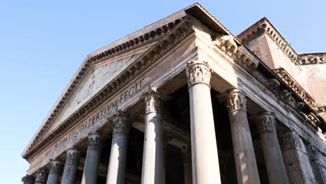 Pantheon-and-the-beautiful-Corinthian-columns,-Rome,-Italy