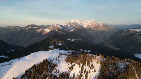 Amden-Weesen-Suiza-Hora-Dorada-Muestra-Sombras-Increíbles-En-Esta-Vista