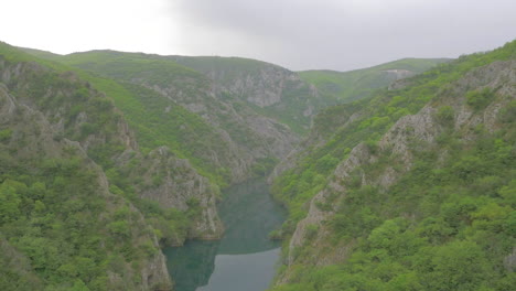 Luftaufnahme-Der-Matka-Schlucht