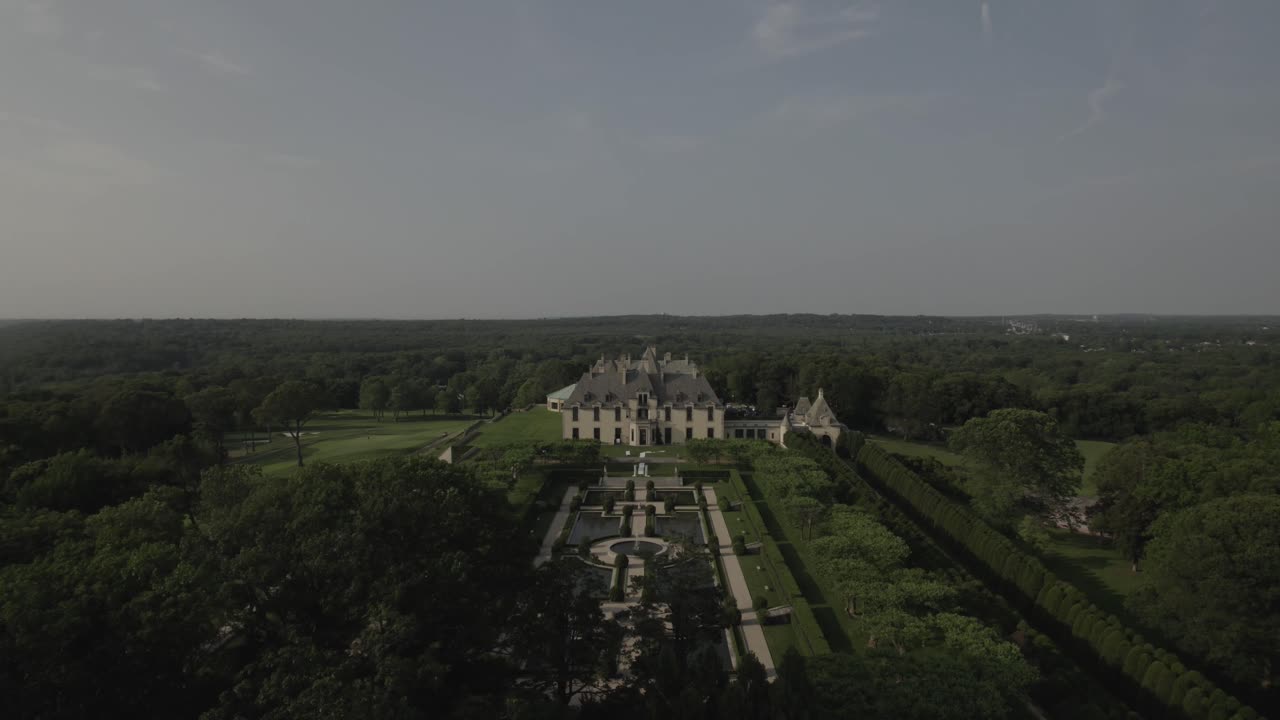 Oheka Castle Aerial View Long Island, NY 4k