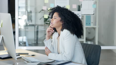 Mujer-De-Negocios-Escribiendo-Un-Correo-Electrónico