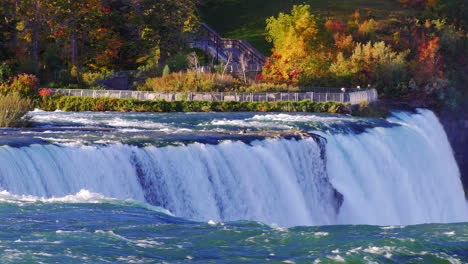 Cataratas-Del-Niágara-En-Otoño-Otoño