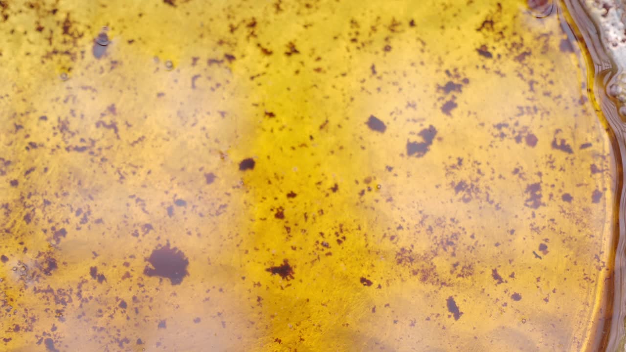 грязное масло