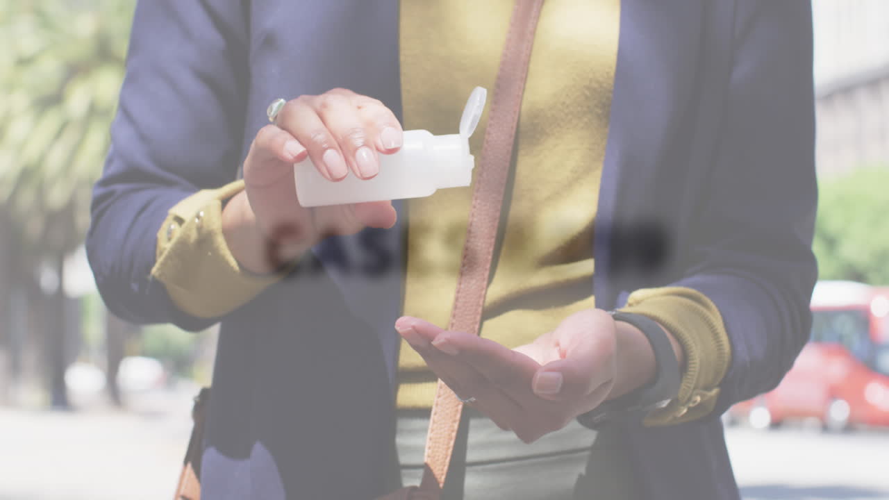 손을 소독하는 사람에 대한 사례의 수와 함께 통계의 애니메이션