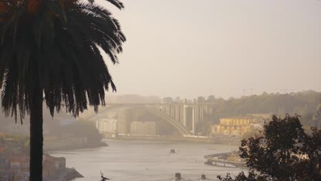 Oporto-Portugal-Puesta-De-Sol-Río-Douro