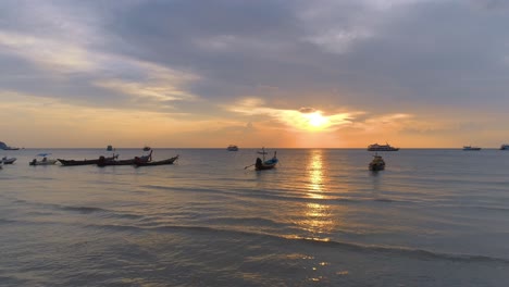 Sonnenuntergang-über-Dem-Meer