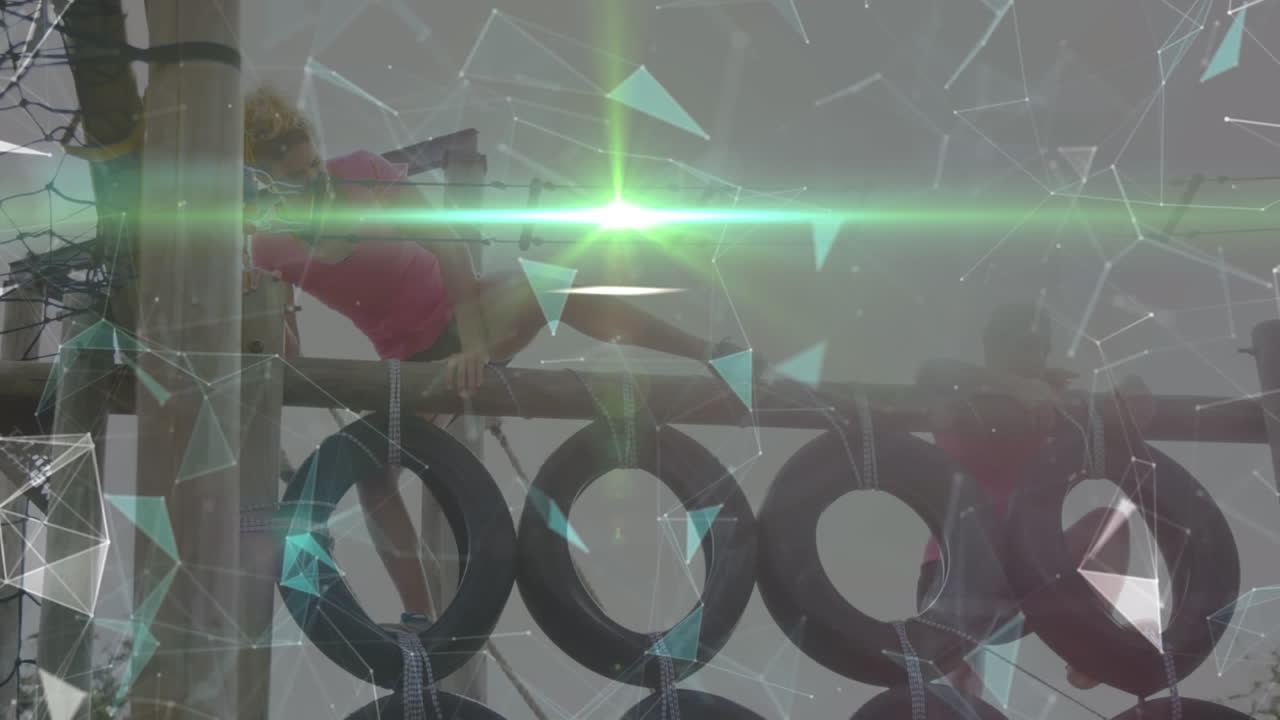 장애물 코스 등반에서 백인 여성 위의 모양의 애니메이션