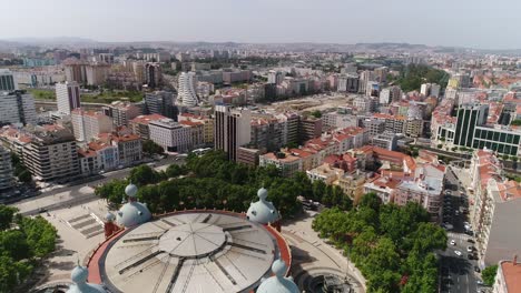 Vista-Aérea-Del-Edificio-Campo-Pequeno-Del-Paisaje-Urbano-De-Lisboa