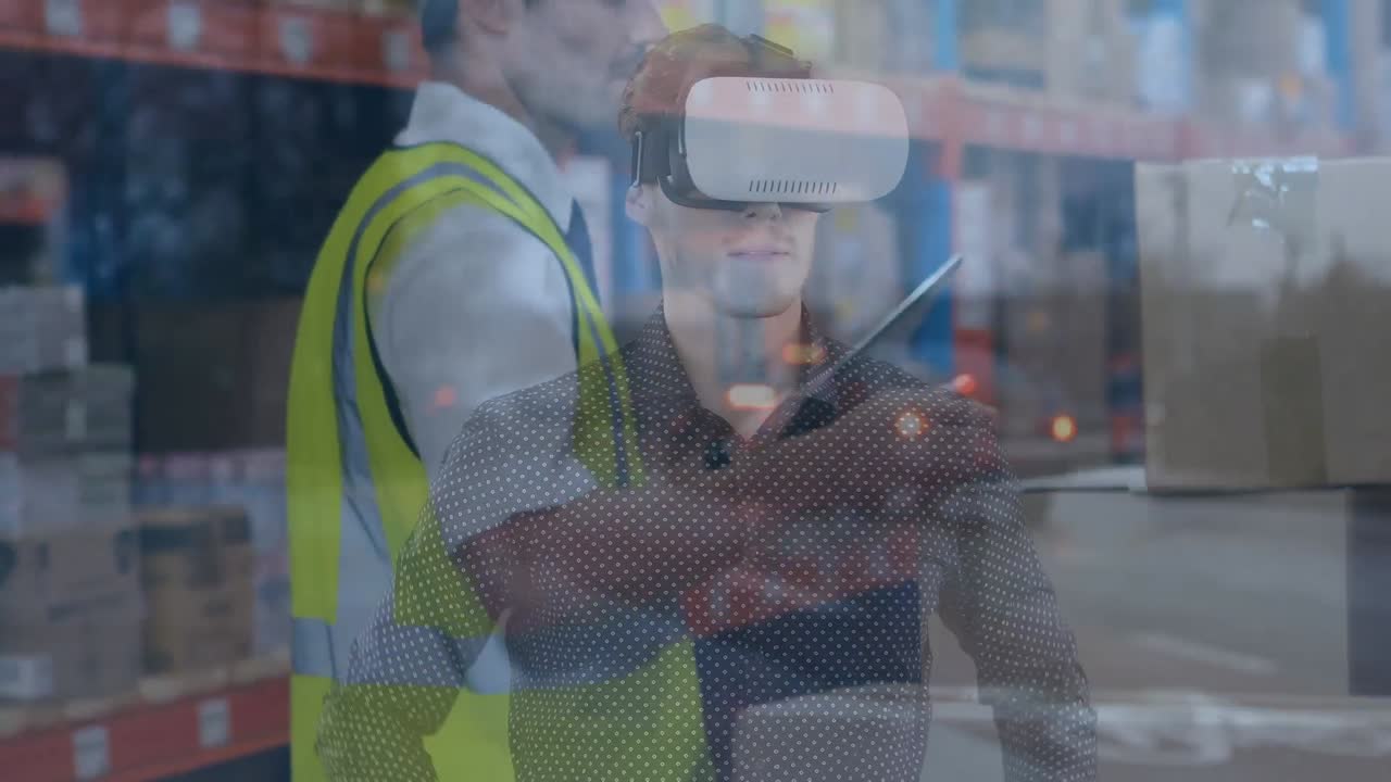 animación del procesamiento de datos financieros sobre las personas que trabajan en el almacén