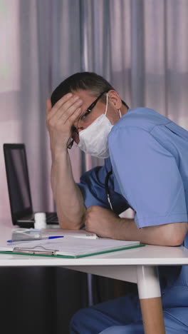 little girl, during doctor's advice, shows throat to pediatrician, doc looks, then grabs head, facepalm, child laughs