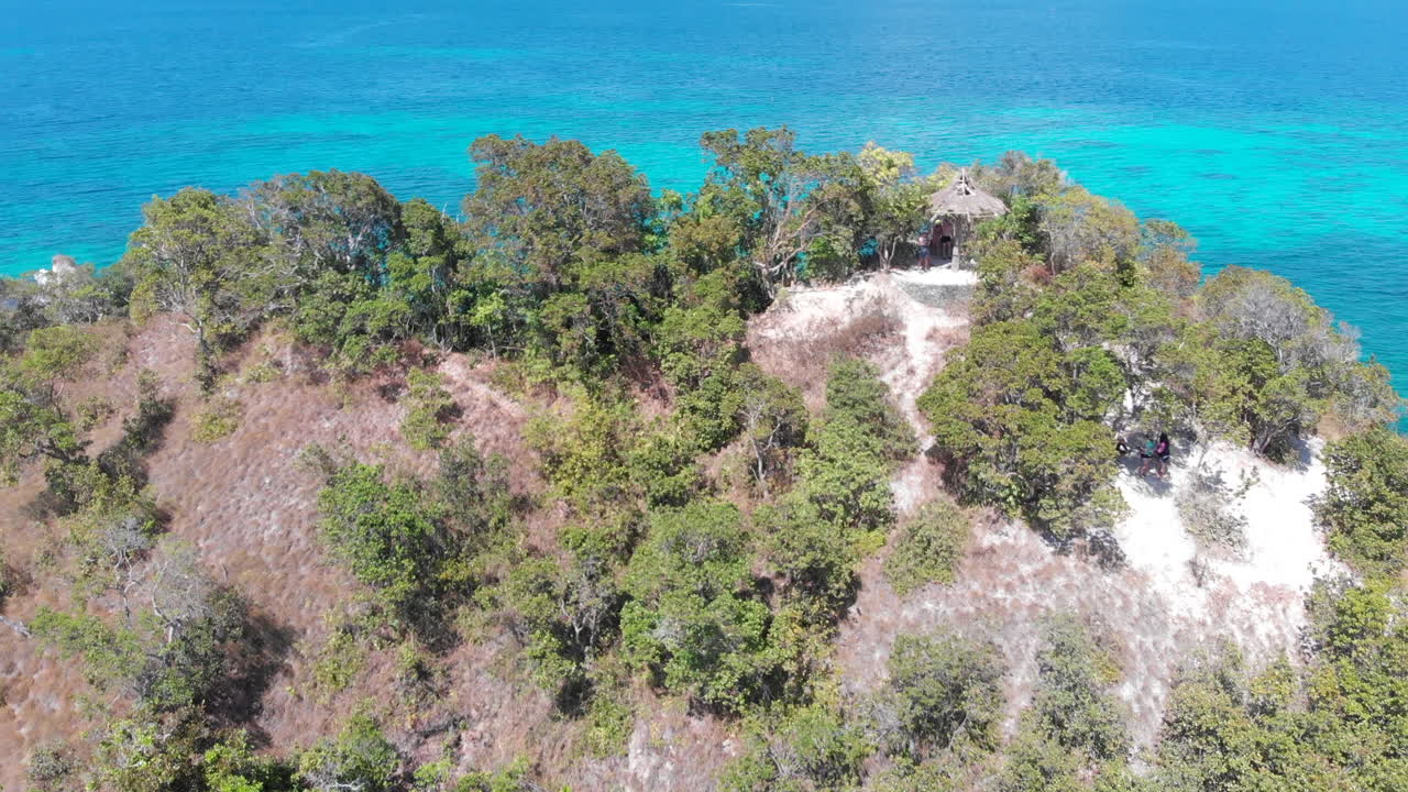 내림차순 조감도 산, 뱀 섬 및 에메랄드 바다, 엘니도, 팔라완, 필리핀