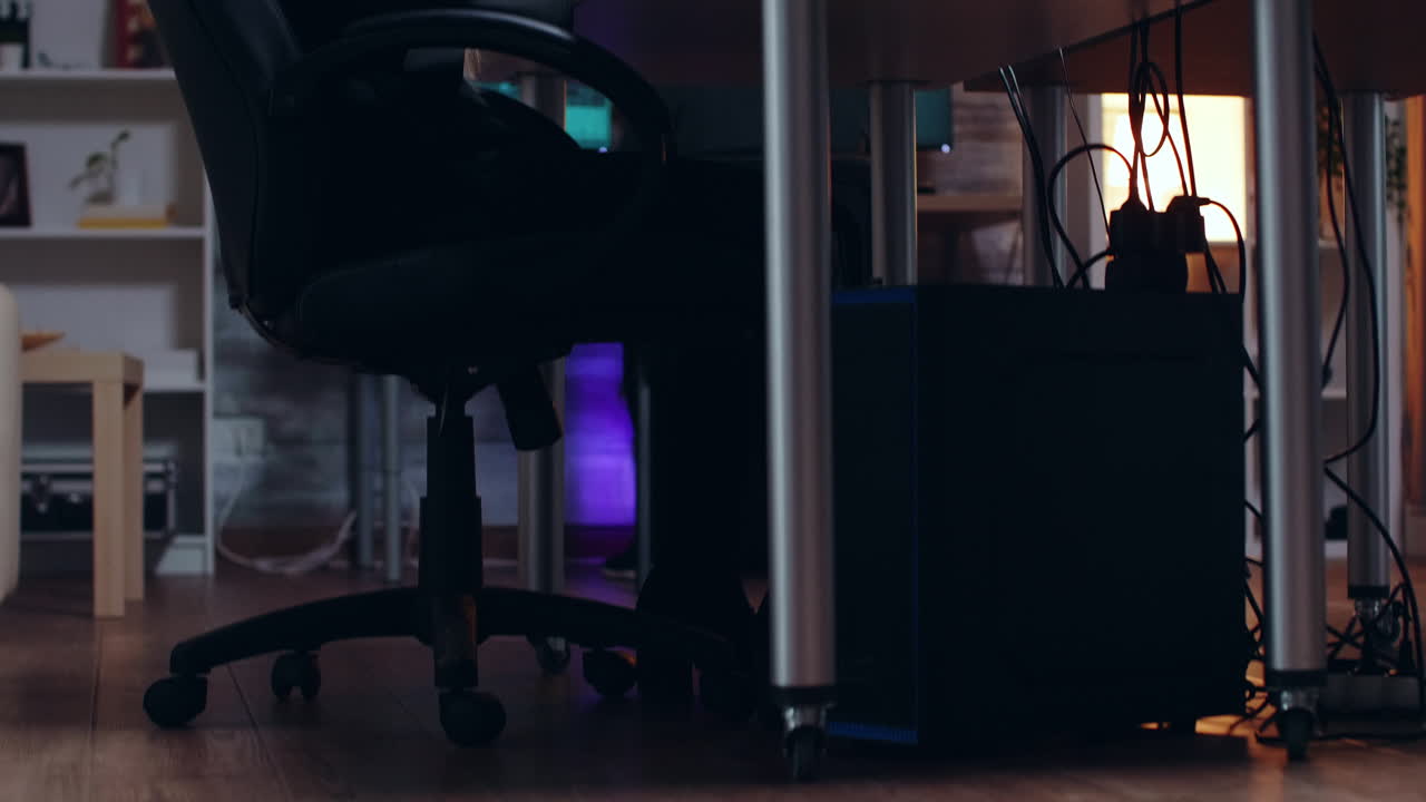 International female hacker wanted for cyber crimes