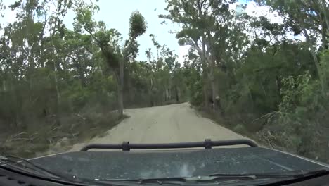 4-wheel-drive-on-sand