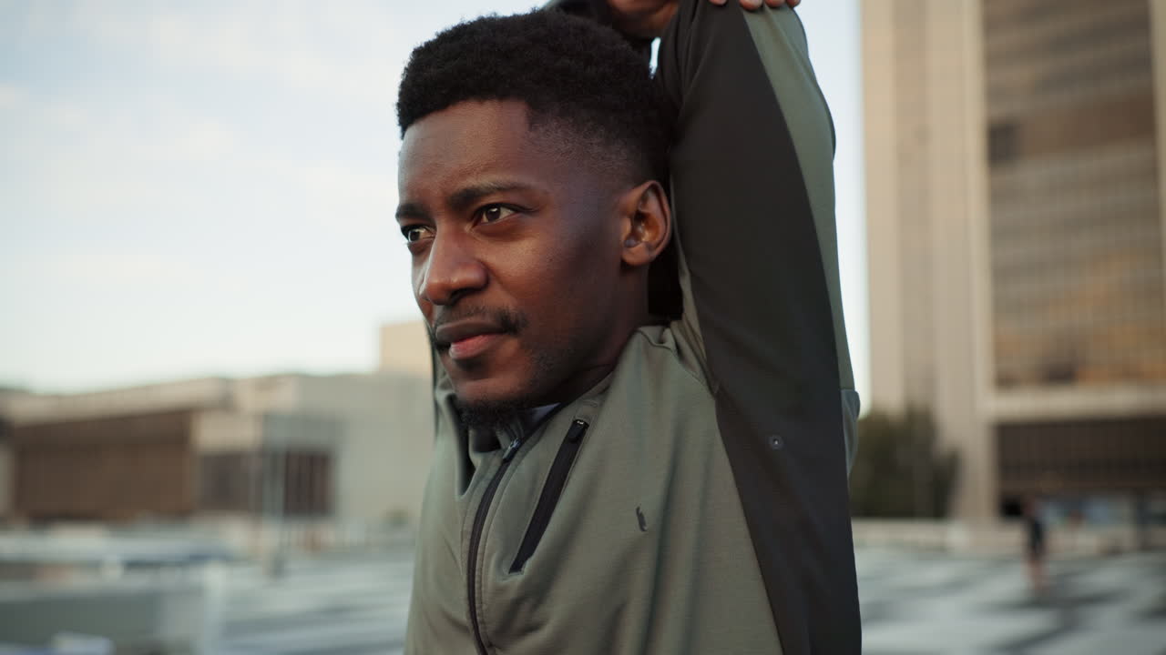 fitness, salud y estiramiento con un hombre negro