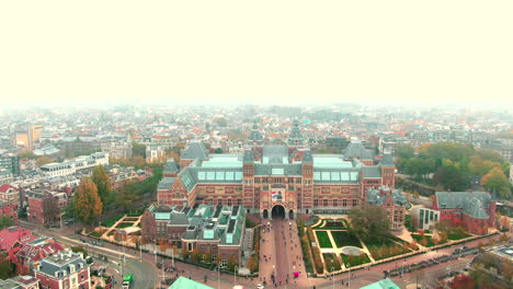 Dron-Frontal-Del-Rijksmuseum