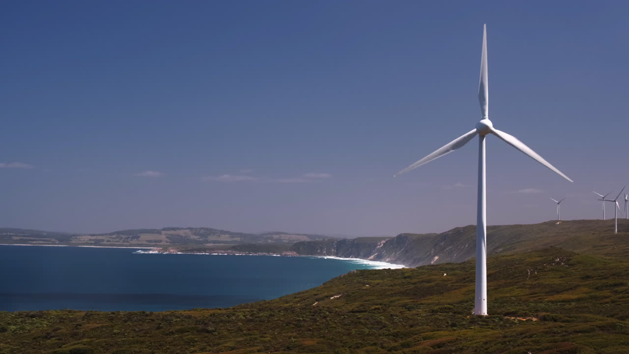 호주 해안을 따라 풍차의 정적 샷