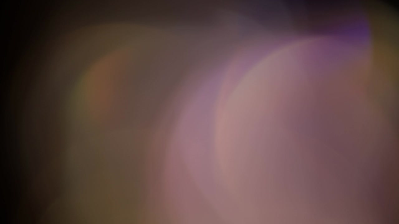 Light Leaks 4K footage. Lens glow flare bokeh overlays, burn flame background. Flash rays effect