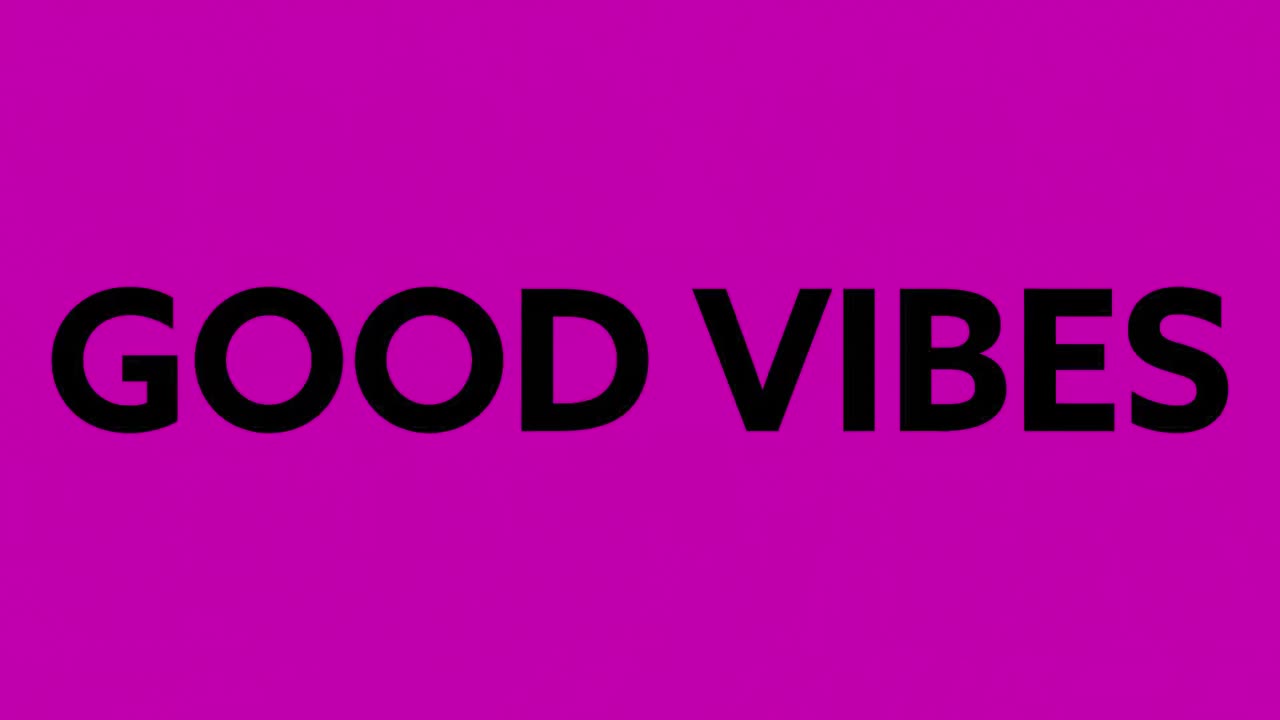 animación de las palabras buenas vibraciones en blanco y negro moviéndose y distorsionando en gris luego rosa