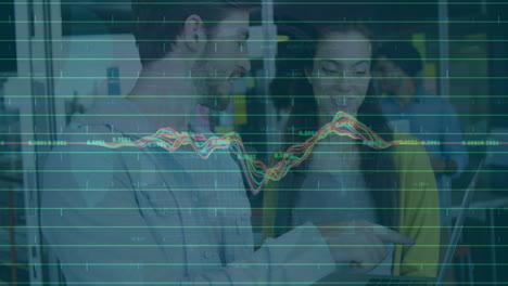 animación del procesamiento de datos financieros sobre diversas personas de negocios