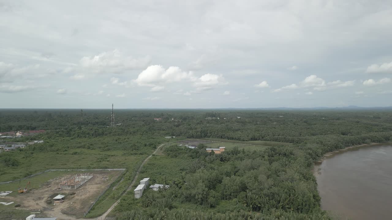 It is situated in the Pusa District, near Saratok town, a native Malay fishing village and is particularly well-known for this local fish,ikanTerubok (Toli Shad) andGula Apong (Nipah Palm Sugar)