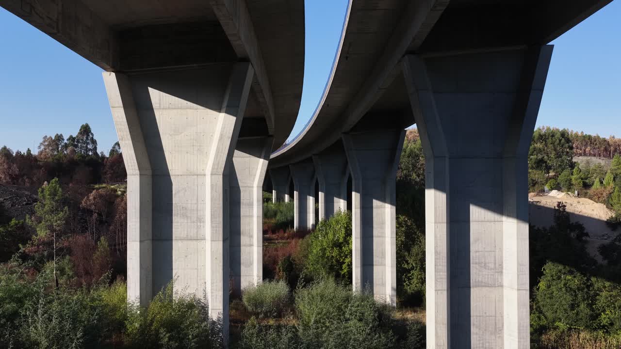 Bridge columns under a highway