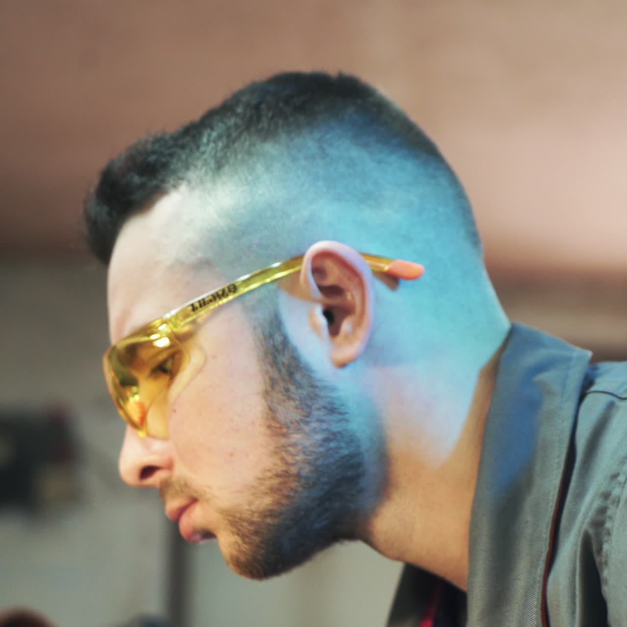 Operator of machine tools with program control. Mechanical processing of metals and other materials Square video