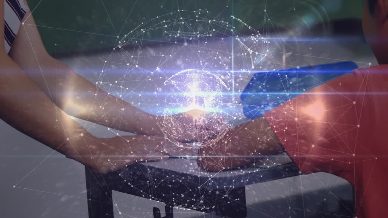 두 인종의 학교생과 교사의 연결망의 활성화