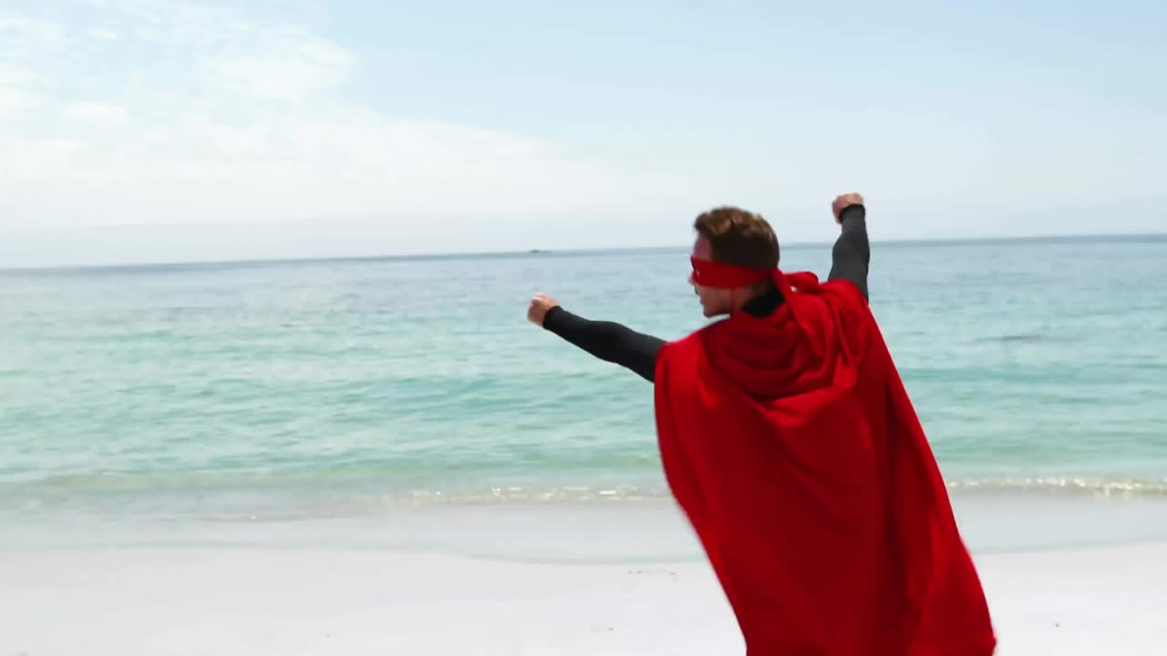 슈퍼 히어로로 옷을 입은 백인 남성 위에 레트로 음성 거품으로 과 와우 텍스트의 애니메이션