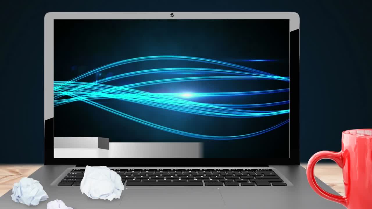 노트북 화면에 파란색으로 가짜 뉴스라는 단어가 표시된 뉴스 화면