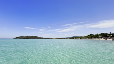 Clean-blue-flag-beaches-of-Halkidiki-Peninsula,-Greece