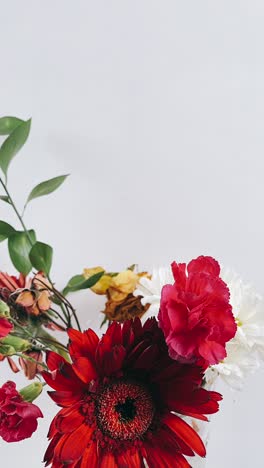 arreglo floral de colores